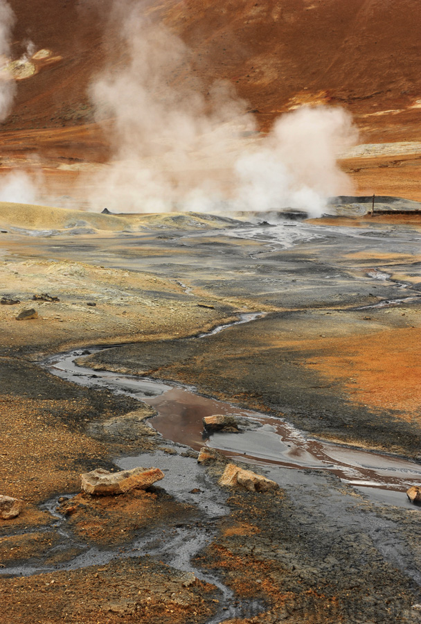 Lake Myvatn region [90 mm, 1/160 sec at f / 14, ISO 400]